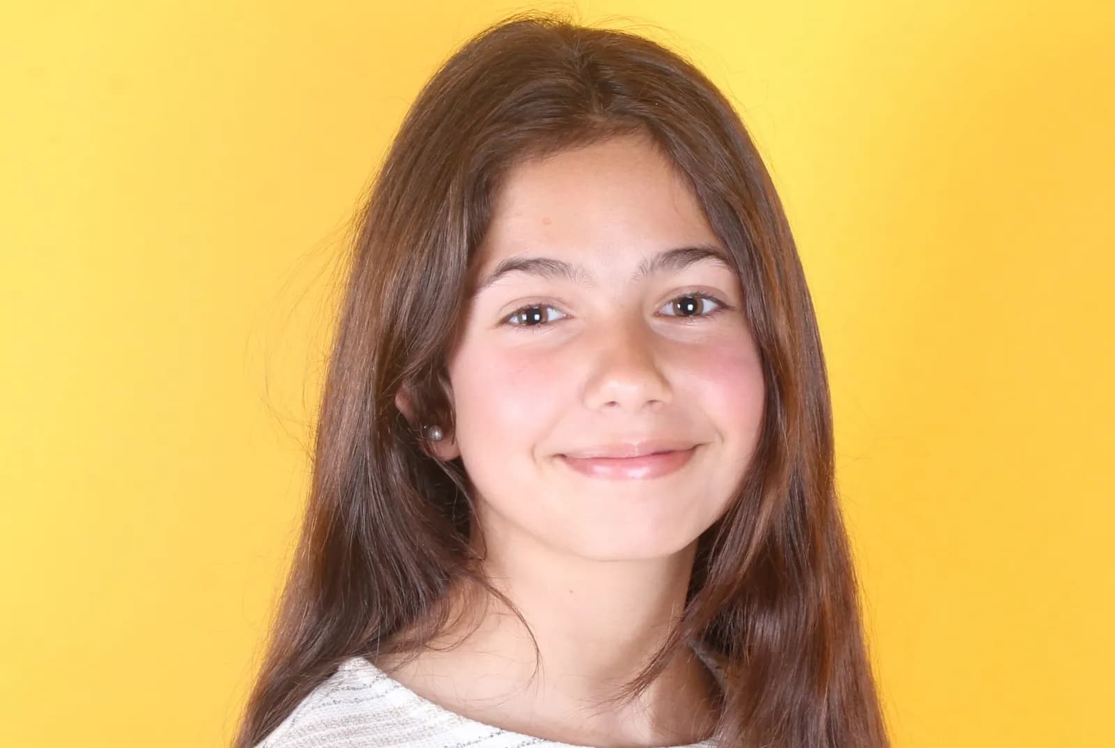 Lucia B., modelo infantil representado por Lali Agency