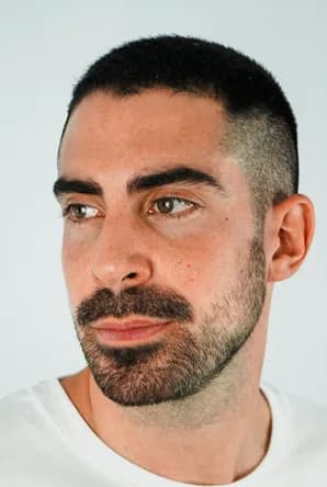 Mario A., modelo y actor representado por Lali Agency