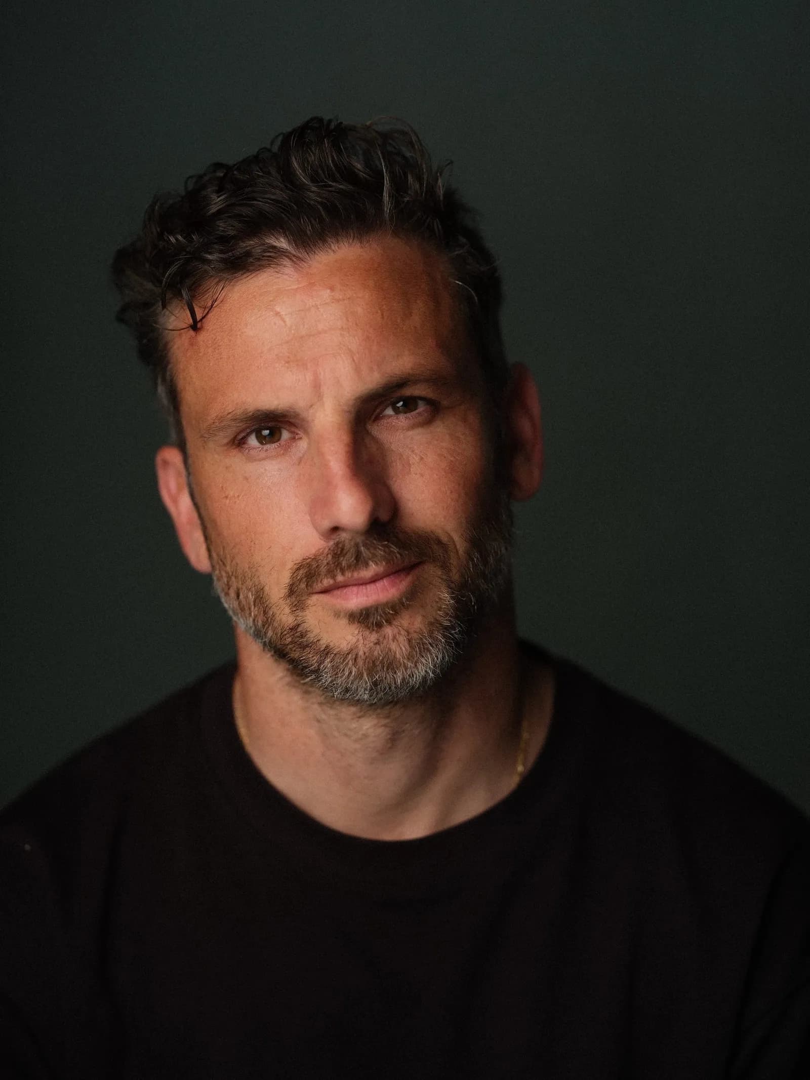 Matthieu W., modelo y actor representado por Lali Agency