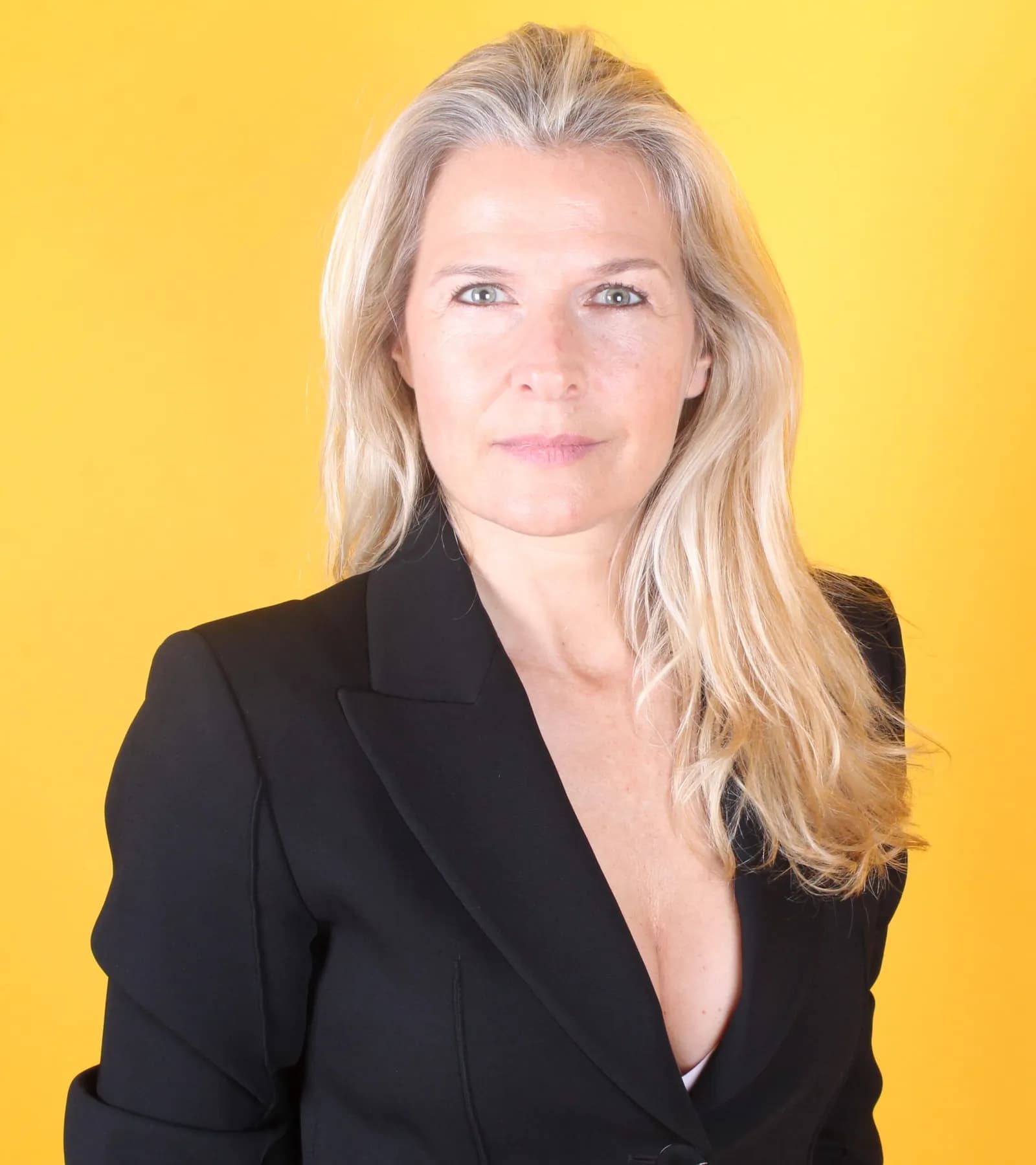 Sonia M., modelo y actriz representada por Lali Agency